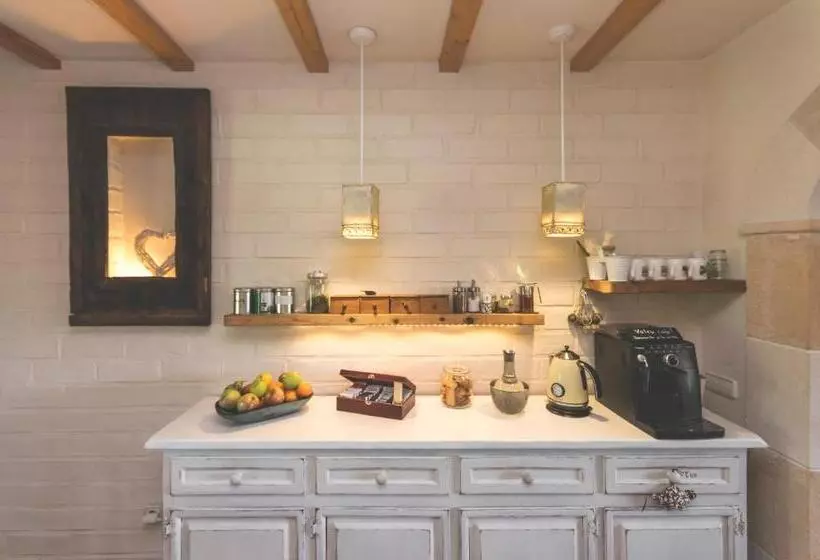 Aamiaismajoitus (B&B) Can Caponet