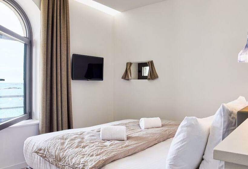 Hotel Pavillon De La Plage