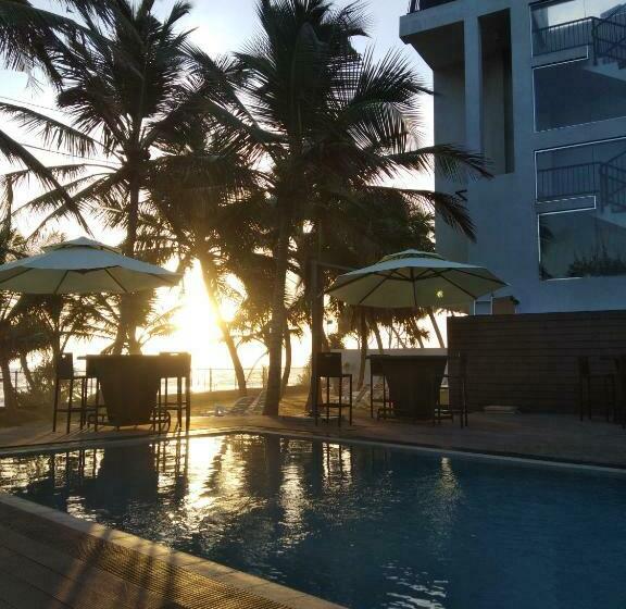 Отель South Beach Villa@69