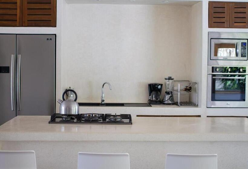 هاستل Afreeka Beach