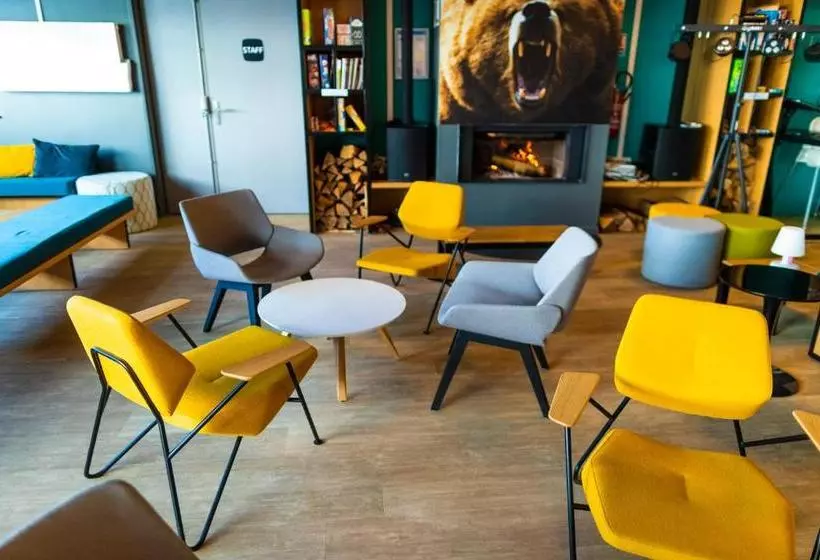 Retkeilymaja Skylodge By N Py