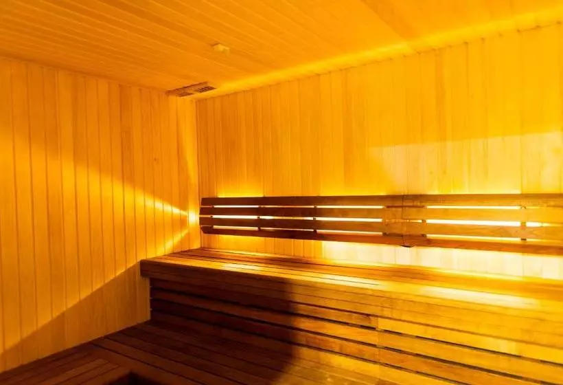 Retkeilymaja Skylodge By N Py