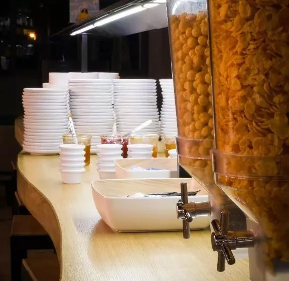 Retkeilymaja Skylodge By N Py