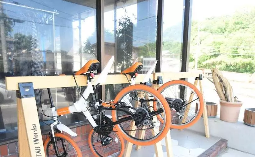 Majatalo Guesthouse Irieyado