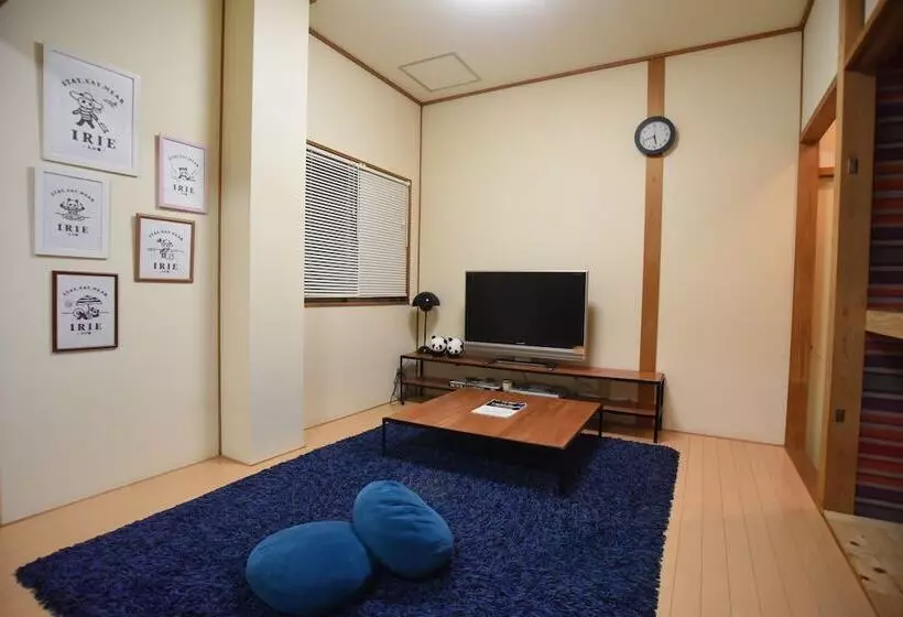 Majatalo Guesthouse Irieyado