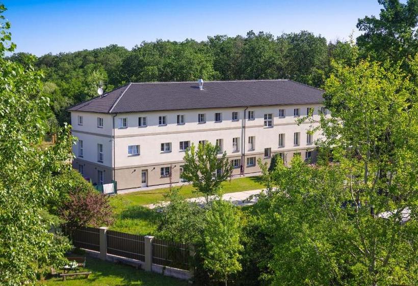 פנסיון Penzion Lesni