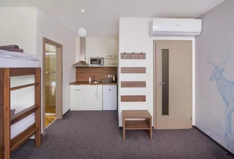 Majatalo Penzion Lesni