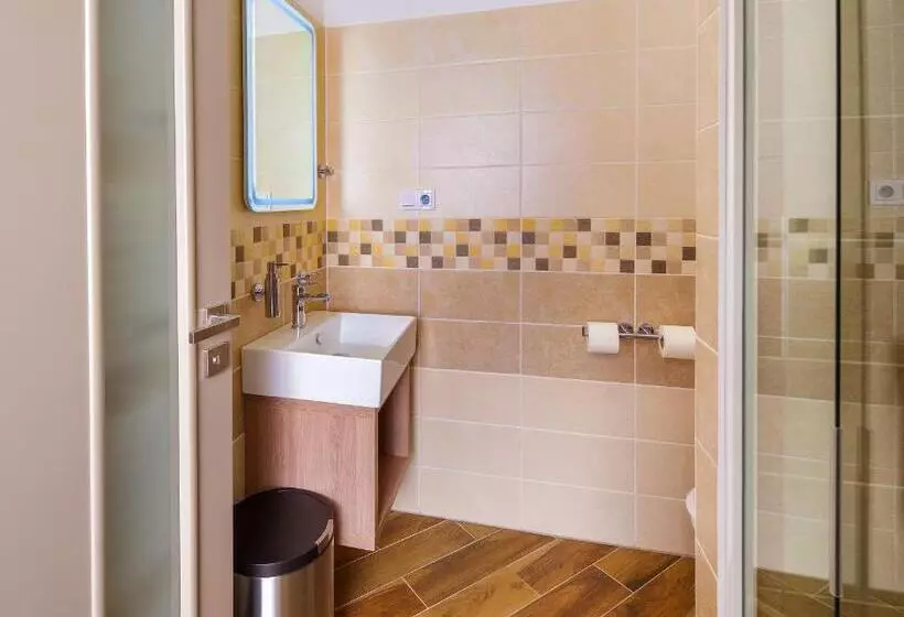 Majatalo Penzion Lesni