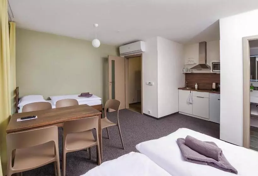 Majatalo Penzion Lesni