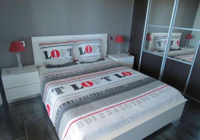 تختخواب و صبحانه Les Nymphes De Bourbon