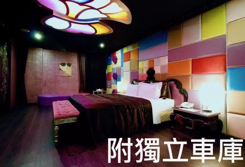 Cd Motel