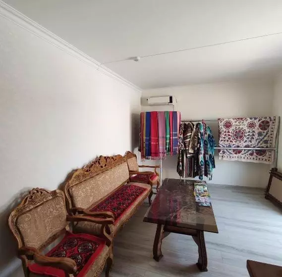 Khiva Otabek B&b