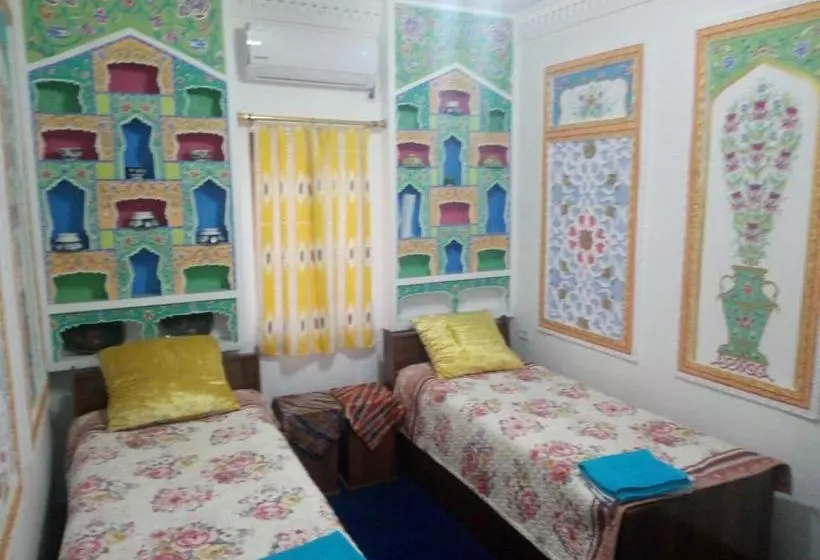 ペンション Al Hilol Guesthouse