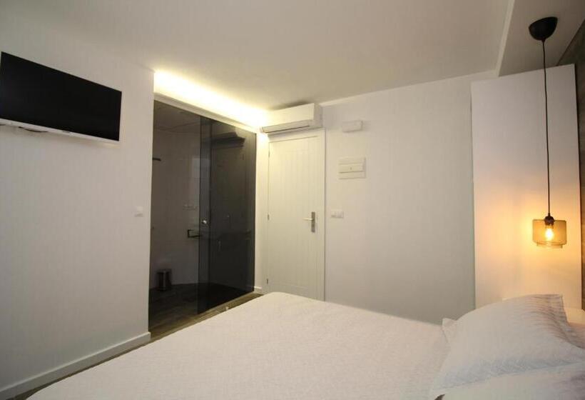 פנסיון Alojamientos Santa Pola