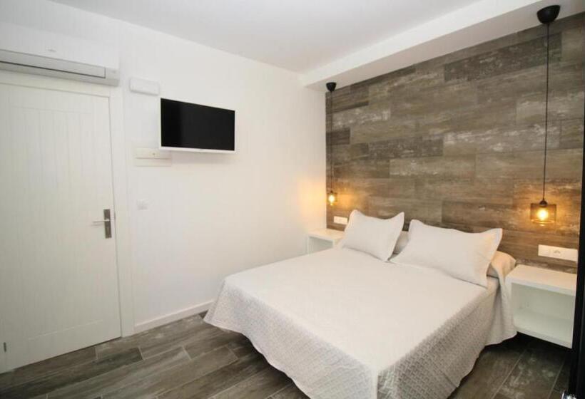 פנסיון Alojamientos Santa Pola