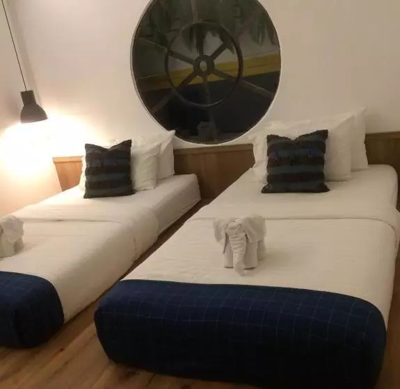 Spinomad Hostel