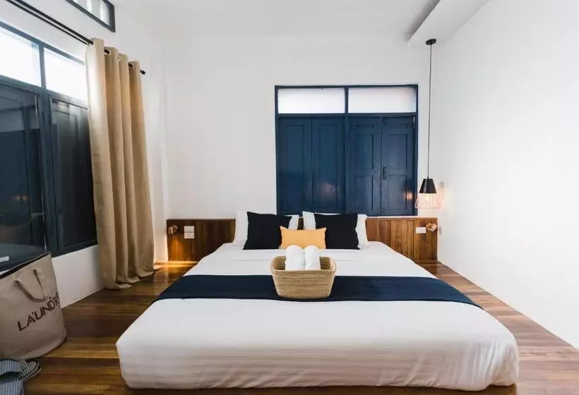 Spinomad Hostel