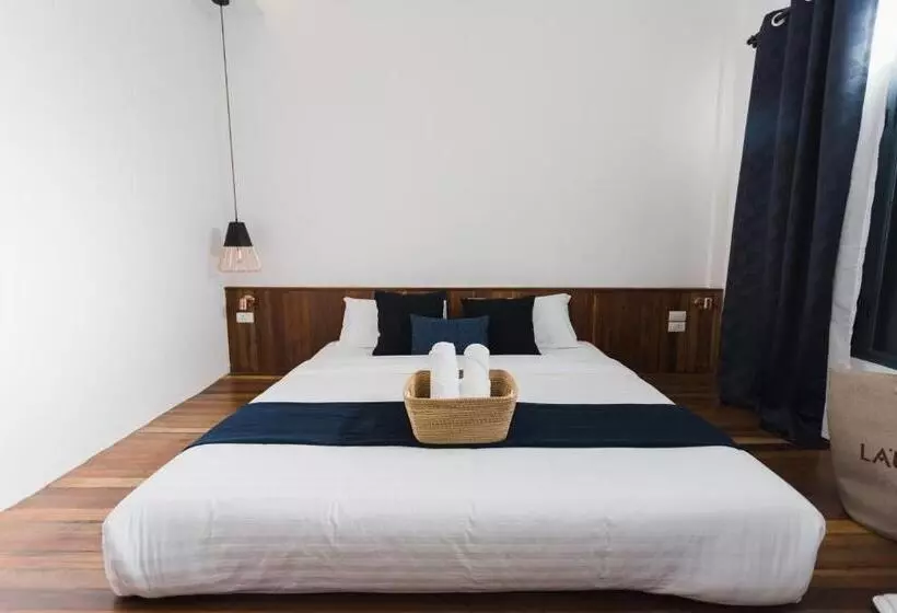 Spinomad Hostel