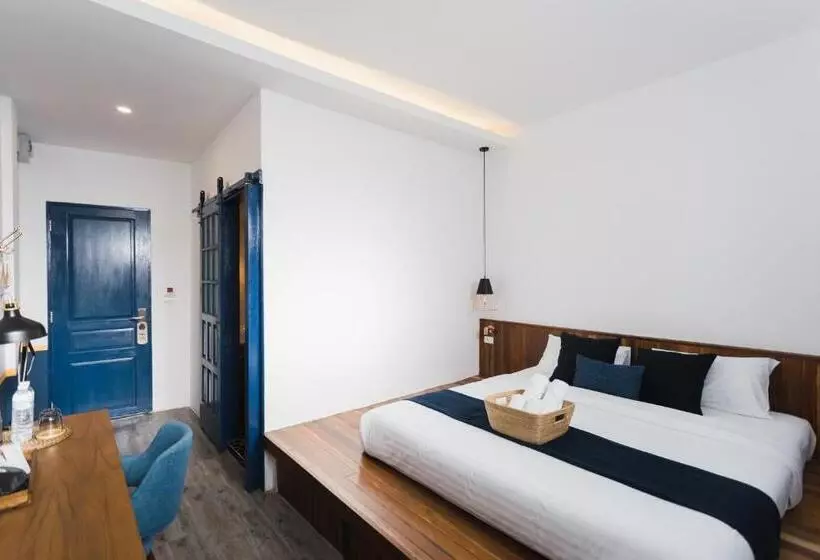 Spinomad Hostel