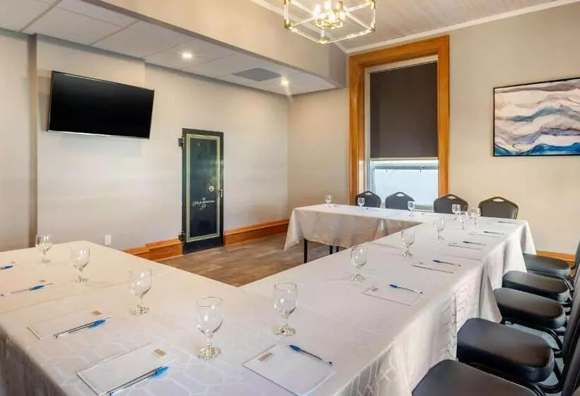 The Courthouse Hotel, Ascend Hotel Collection