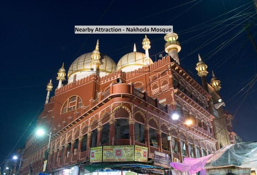 Super Collection O Hotel Hamza International Near Howrah Bridge