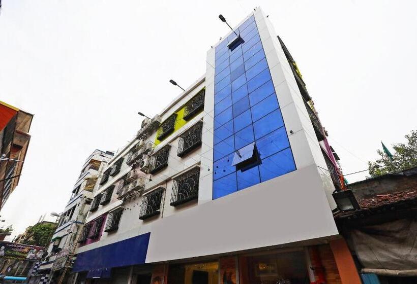 Super Collection O Hotel Hamza International Near Howrah Bridge