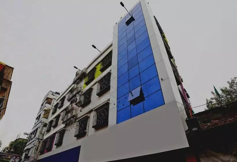 Super Collection O Hotel Hamza International Near Howrah Bridge
