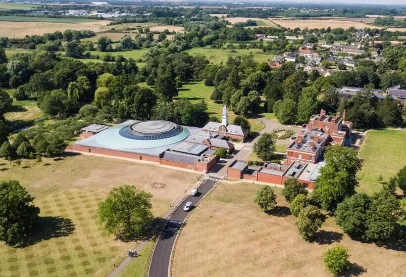 Hinxton Hall Hotel And Conference Centre