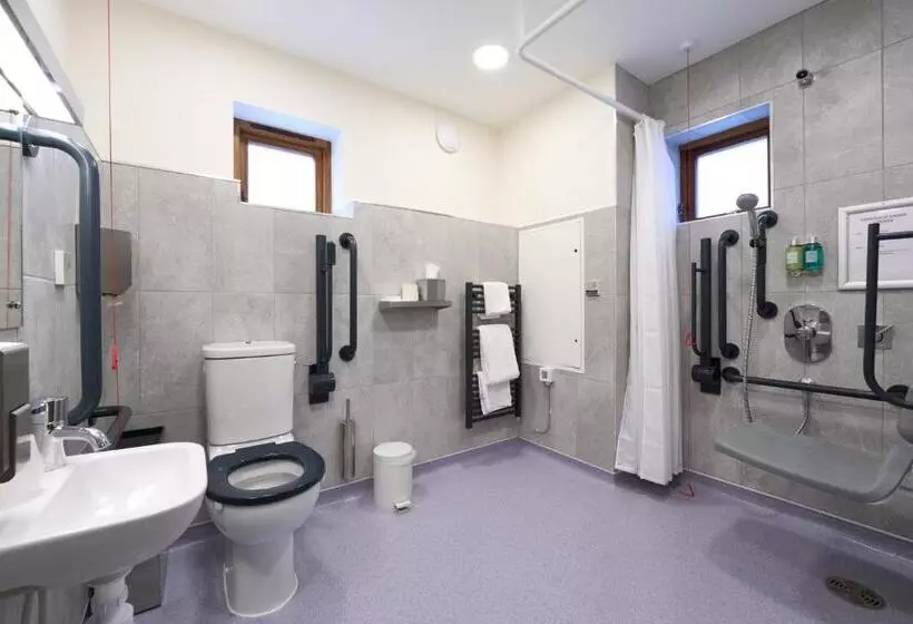 Hinxton Hall Hotel And Conference Centre