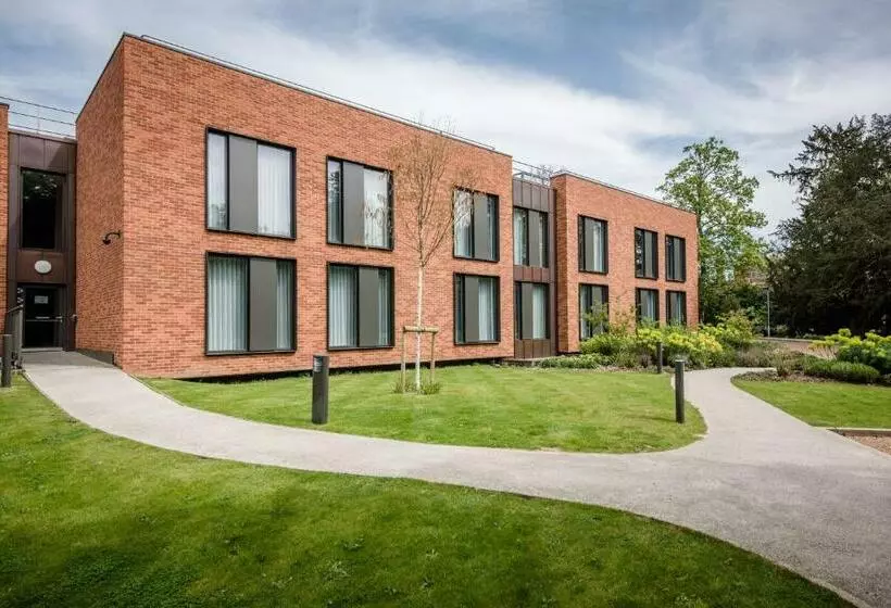 Hinxton Hall Hotel And Conference Centre