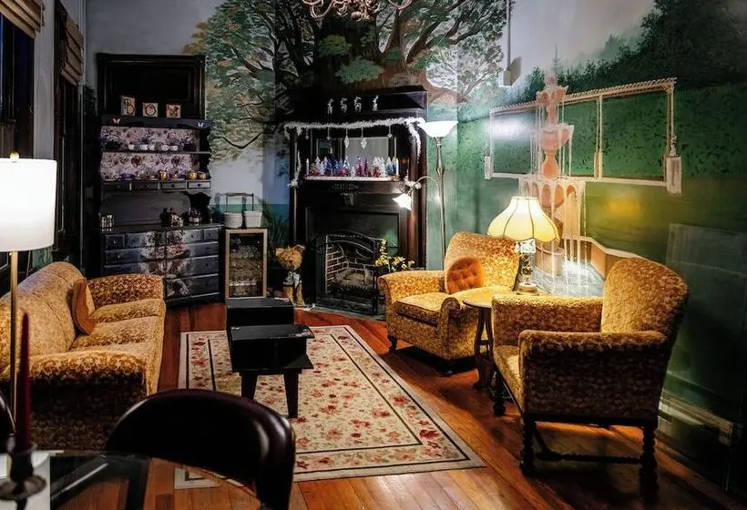 Osceola Lake Inn