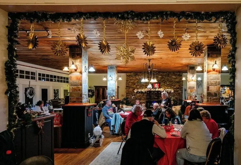 Osceola Lake Inn