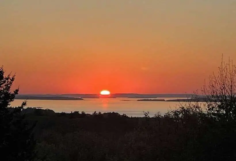 Beautiful Hilltop Home With Deck & View Of Penobscot Bay   Near Festivals & More