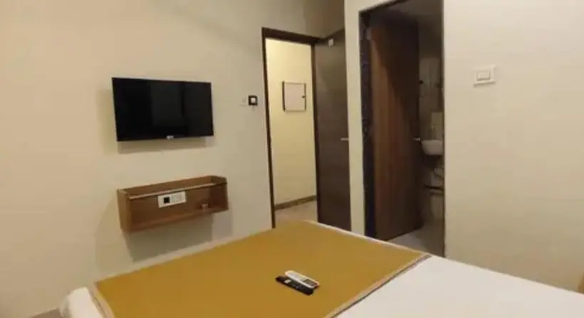 Fabhotel Riverstone Resort
