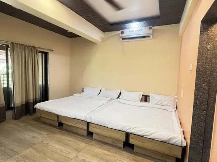 Fabhotel Riverstone Resort