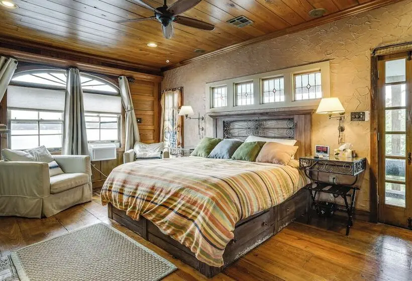 River Waterfront Retreat W/ Dock & Fire Pit