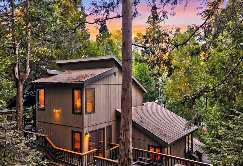 Whispering Pines By Avantstay Pine View Cabin Trail Access + Game Room + Fire Pit