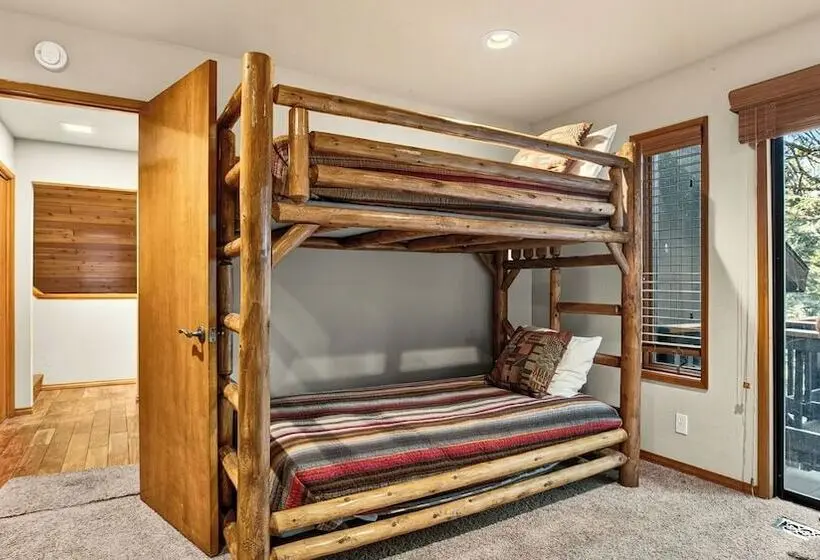 Whispering Pines By Avantstay Pine View Cabin Trail Access + Game Room + Fire Pit