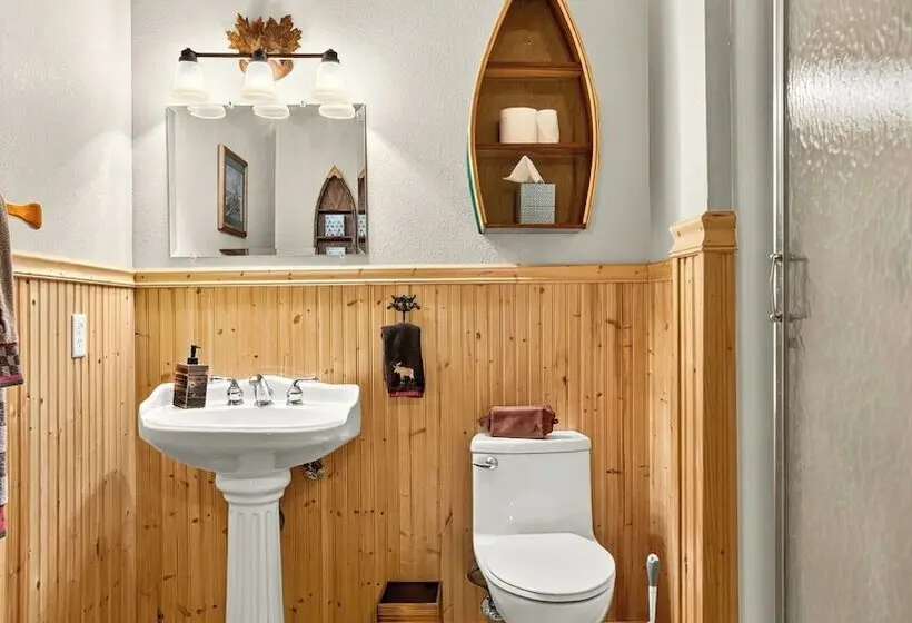 Whispering Pines By Avantstay Pine View Cabin Trail Access + Game Room + Fire Pit