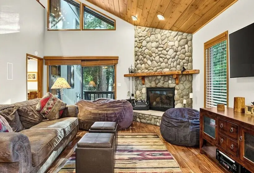 Whispering Pines By Avantstay Pine View Cabin Trail Access + Game Room + Fire Pit