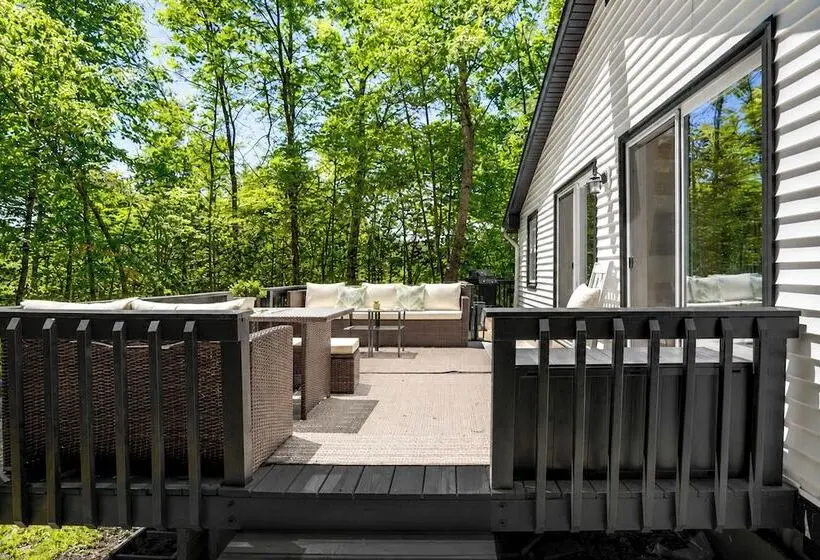 High Design Monroe Cabin On 2 Private Acres!