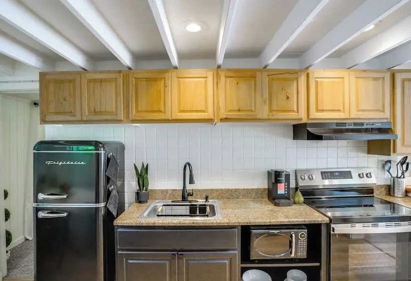 High Design Monroe Cabin On 2 Private Acres!