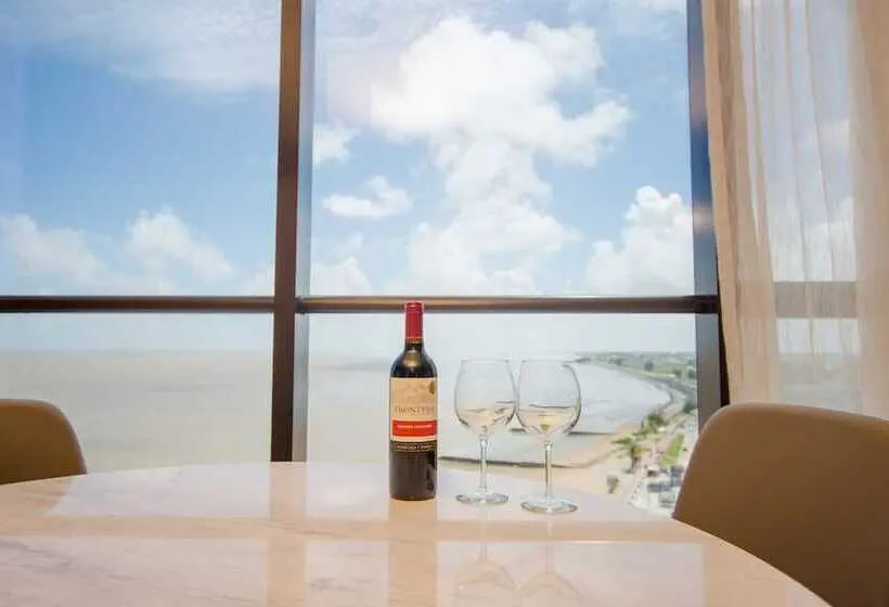 هتل Atlantic Suites