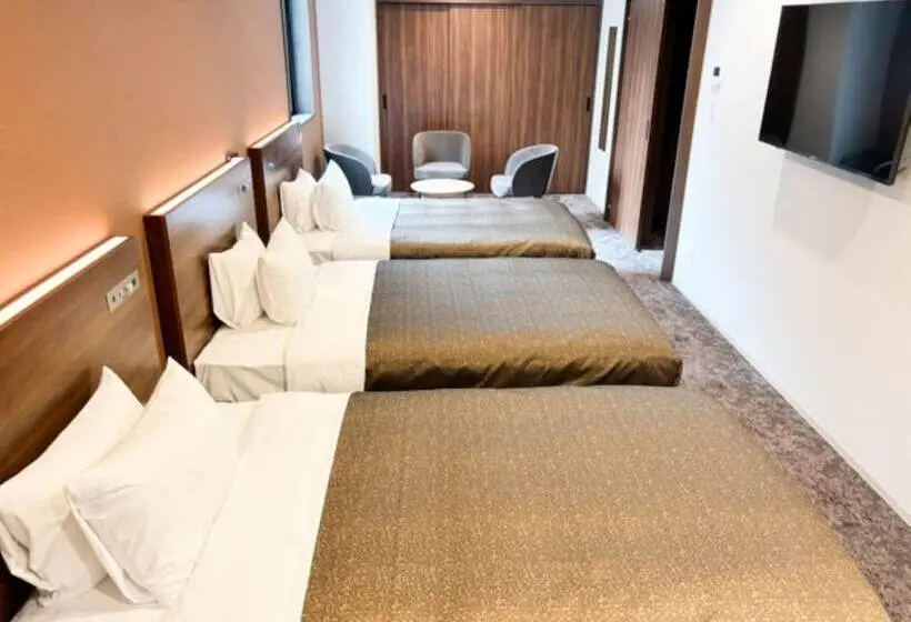 Hotelli Livemax Tokuyama Ekimae