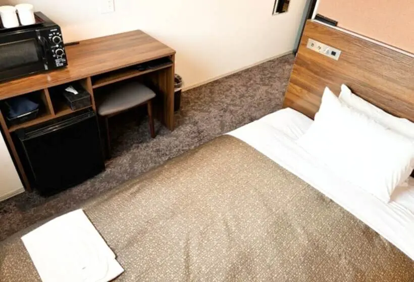 Hotelli Livemax Tokuyama Ekimae