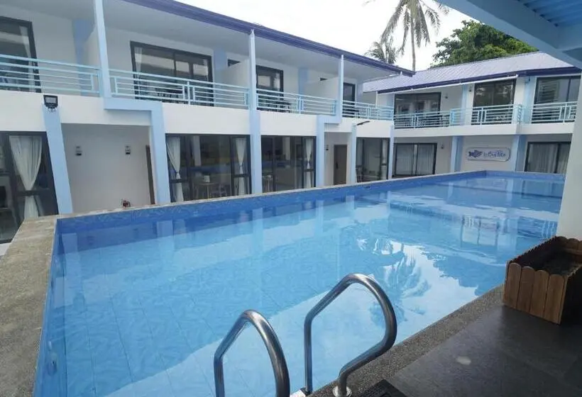 هتل Luckytito Divers Resort Boracay Island