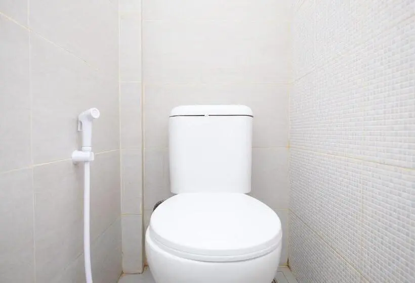 ホテル Urbanview Tiana Residence Nagoya Batam By Reddoorz