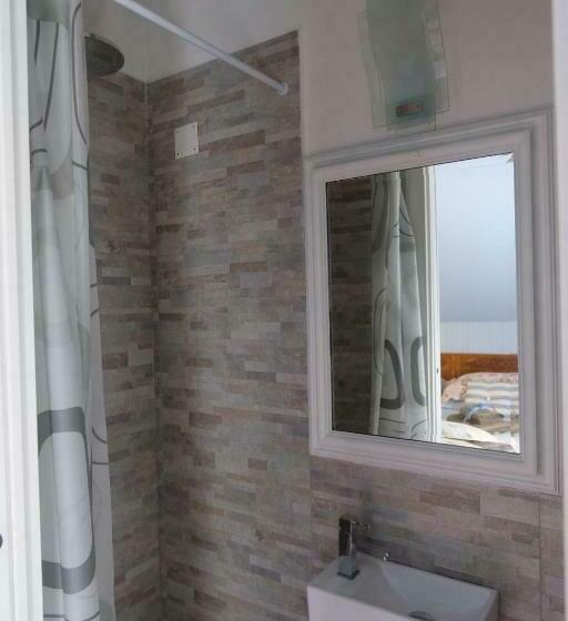 مبيت وإفطار Hassin Cottage