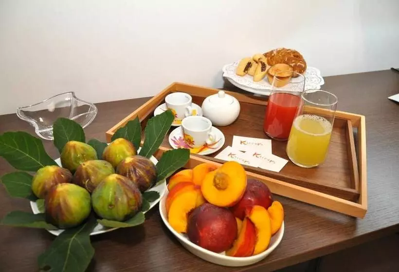 تختخواب و صبحانه Kalurya