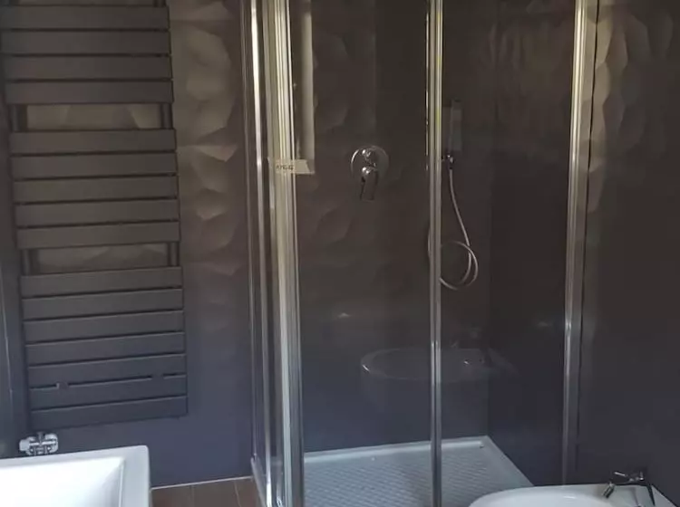 تختخواب و صبحانه Kalurya